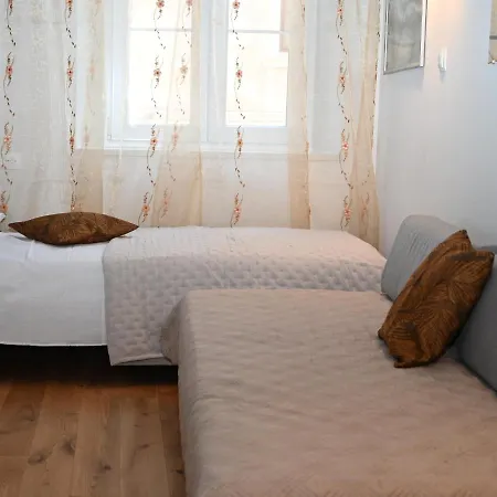 Old Town Apartment Omis
