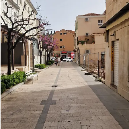 Old Town * Omis