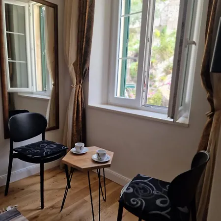 Apartment Old Town Omis